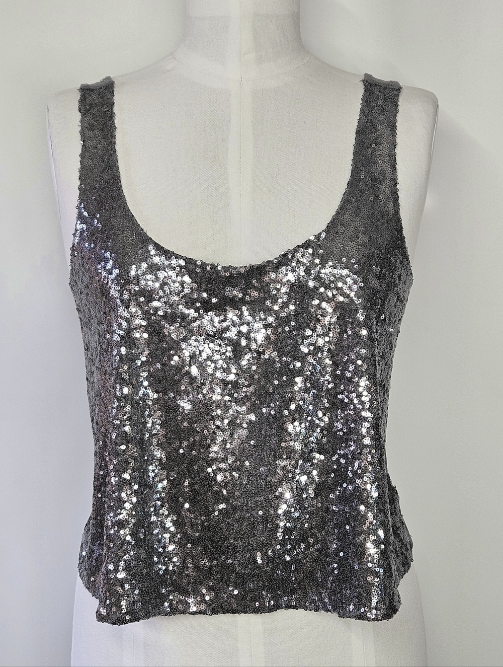 Guess Size M Tank Top Silver Sequin Crop Cami Grey Jersey Back Lined Stretch Y2K